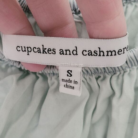 Cupcakes and Cashmere Dora Dress in Light Blue Size Small - Picture 6 of 10